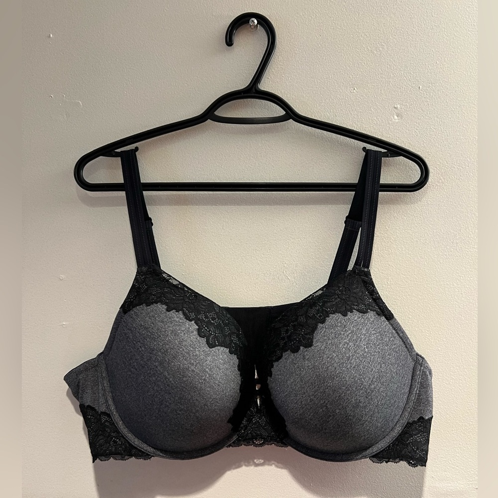 👀 LAST CHANCE 👀 Torrid Push-Up Plunge Bra